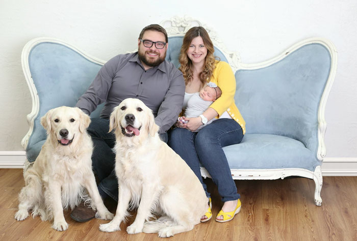 Dogs Help Toddler Escape Room So She’d Give Them Snacks