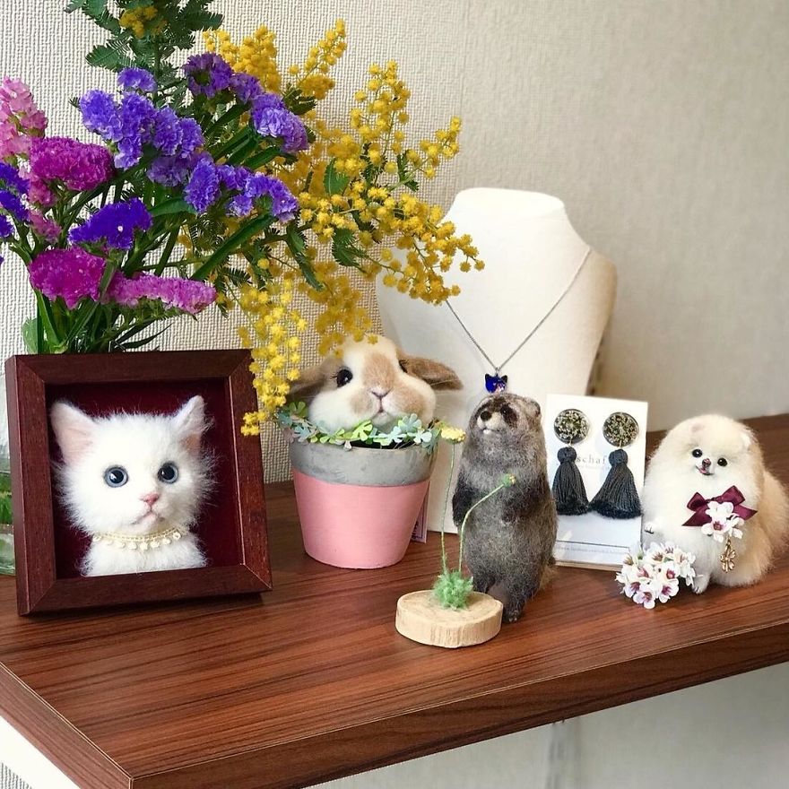 Japanese Artist Uses only Felted Wool to Makes Realistic and Mes