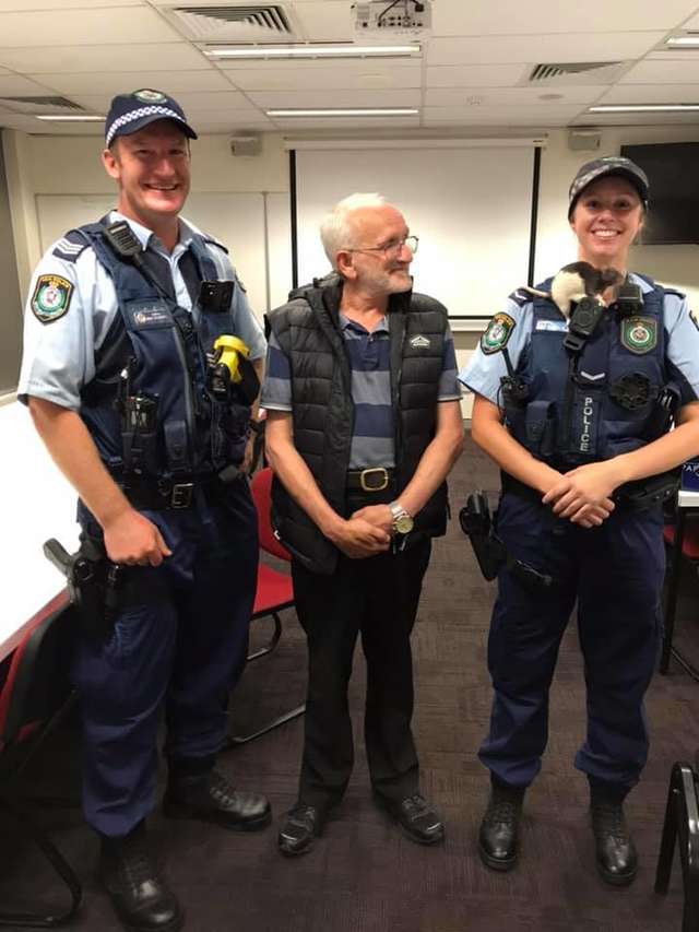 Internet bands together and finds a homeless man's lost pet rat