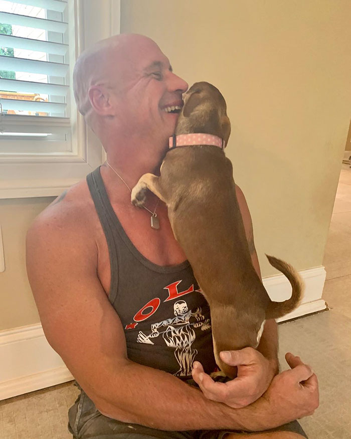 Man Used To Make Fun Of Little Dogs But Then Get Saved By One Chihuahua And Now He Spends His Life Rescuing Them